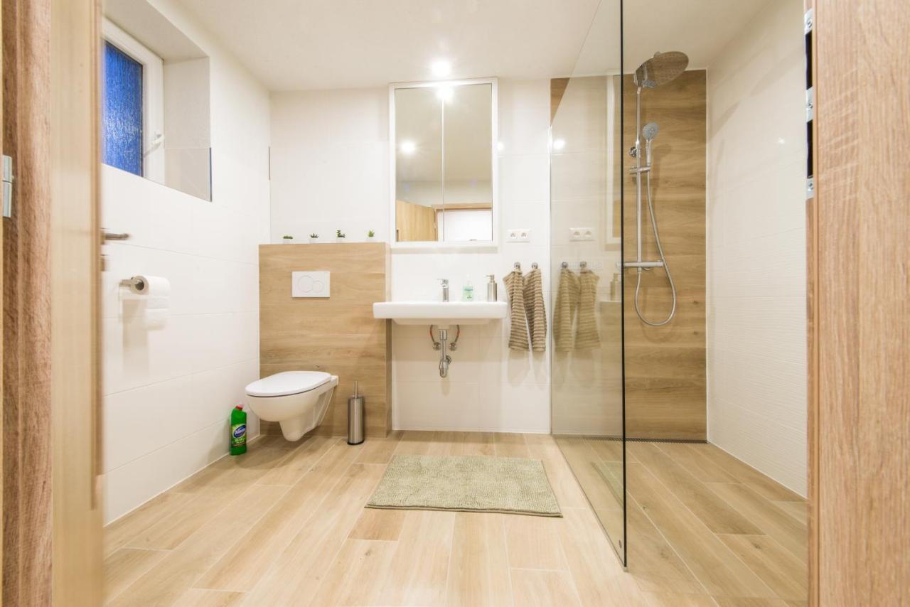 Apartman Razusa Centrum Banska Bystrica Exterior photo